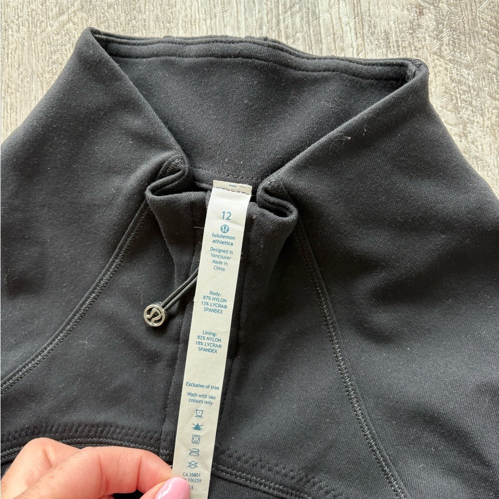Lululemon black define jacket - Picture 3 of 5